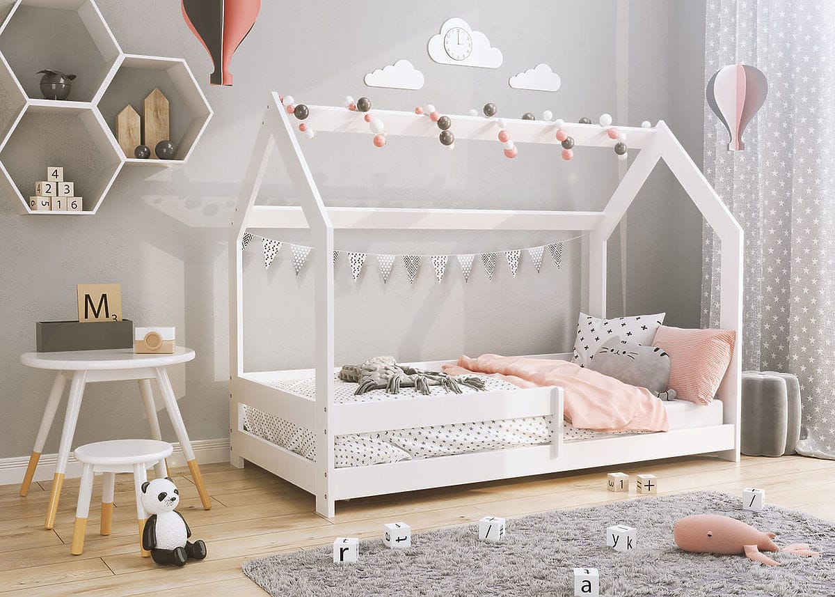 Das charmante Hausbett 120x200 bringt Gemütlichkeit ins Kinderzimmer