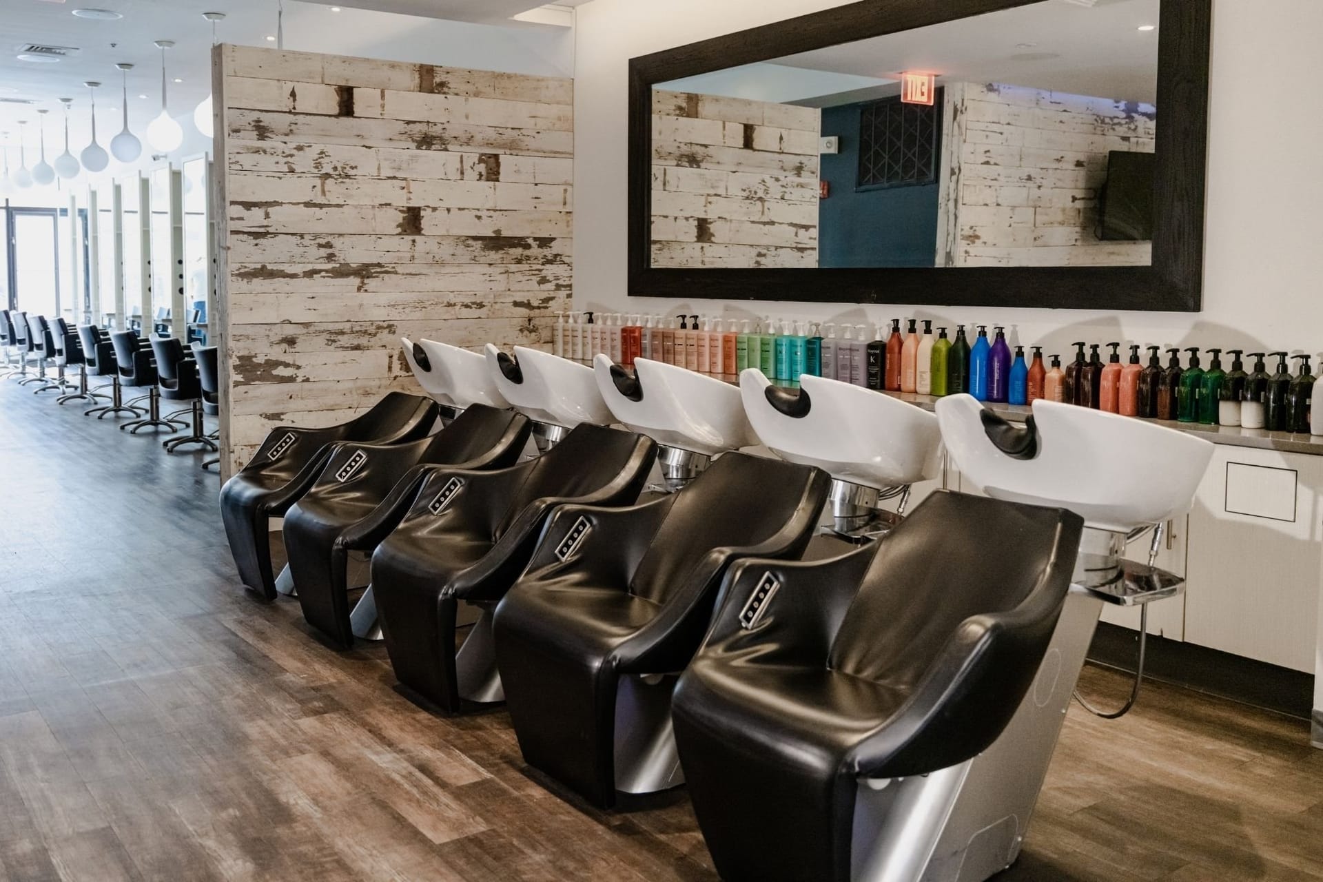 Wellness & Spa Einrichtung: Der neue Look für Friseure und Kosmetiker