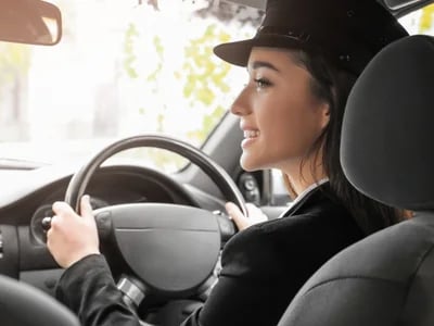 Mietwagen mit Chauffeur in Marokko: Stressfrei und komfortabel unterwegs