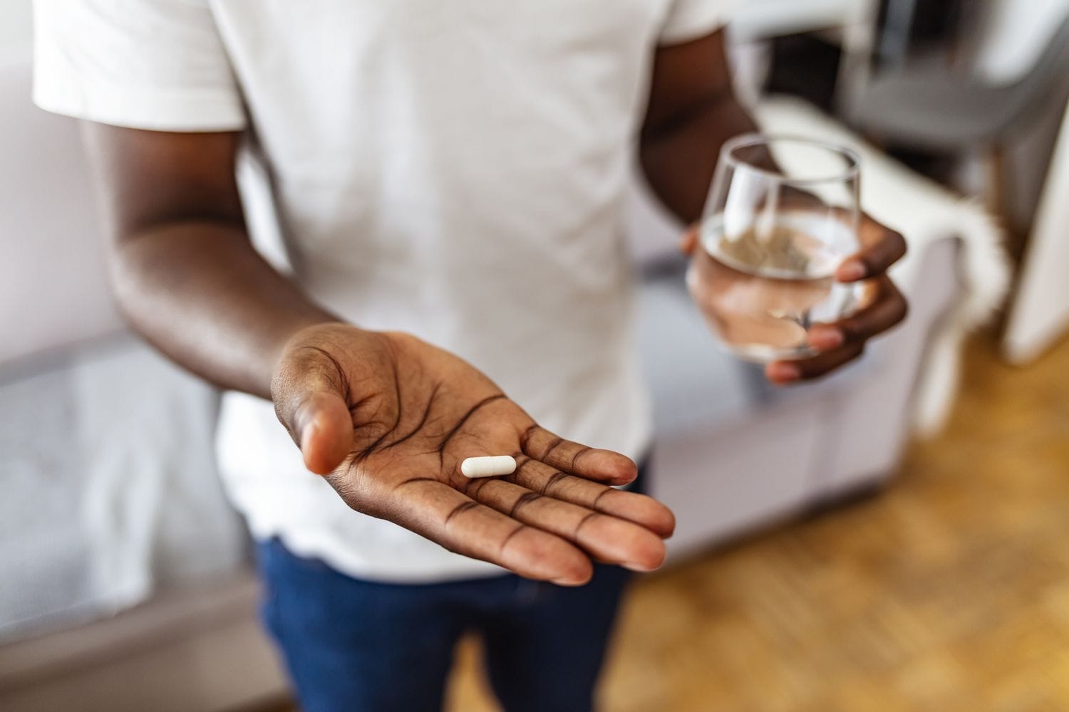 Gesundheitswissen kompakt: Fitnesshaus24 über Anabolika und hormonelle Effekte von Testosteron