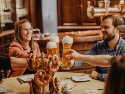 Musik, Bier und Geschichte im Bierbus Pilsen
