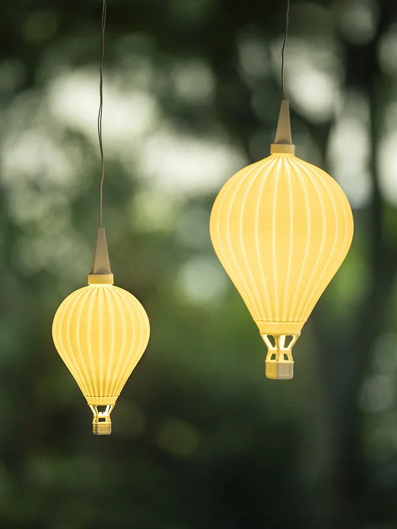 Zauberhaftes Ambiente mit der Designer-Mondlampe - die optimale Deckenleuchte für Ihr Zuhause