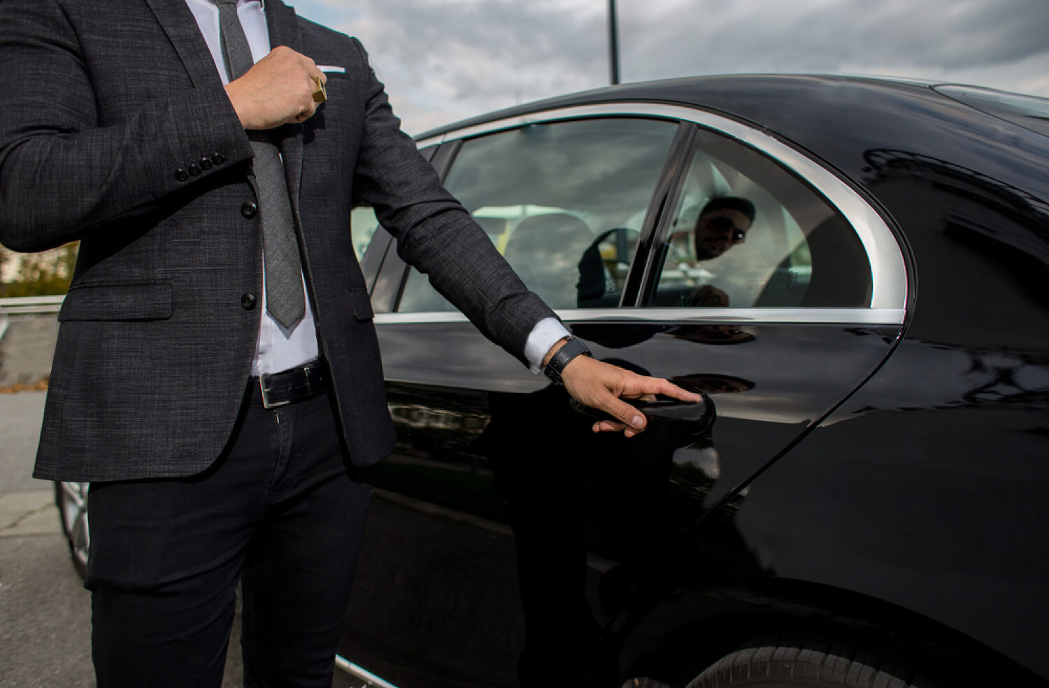 Mietwagen mit Chauffeur in Marokko: Stressfrei und komfortabel unterwegs